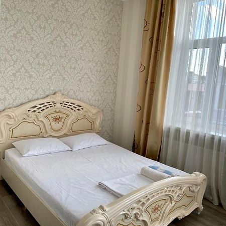 Apartment Studio -Біля Вокзалу-Недалеко Від Центру-Городоцька 151 Lviv Exterior foto