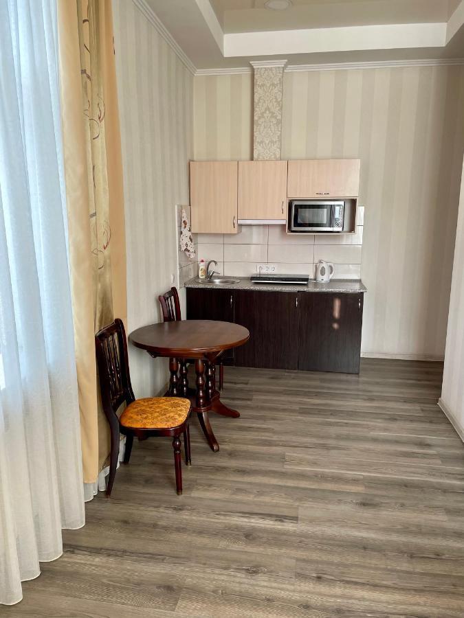 Apartment Studio -Біля Вокзалу-Недалеко Від Центру-Городоцька 151 Lviv Exterior foto